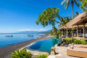 lovina beach bali accommodation